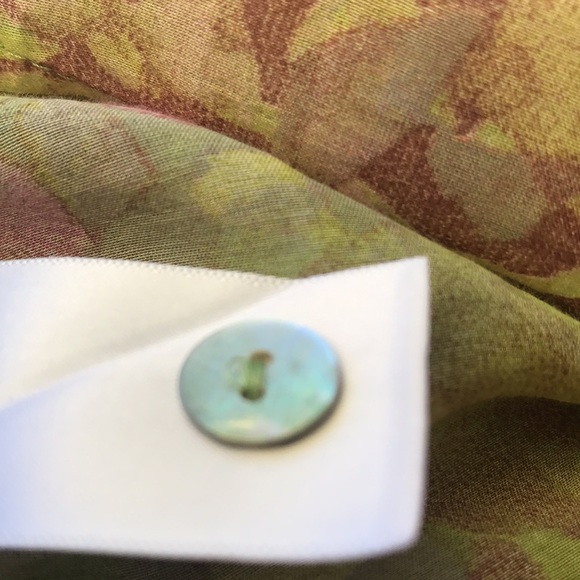 COLDWATER Creek floral blouse - Picture 9 of 10